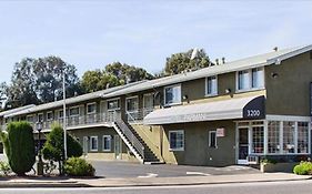 Hotel Parmani Near Stanford University